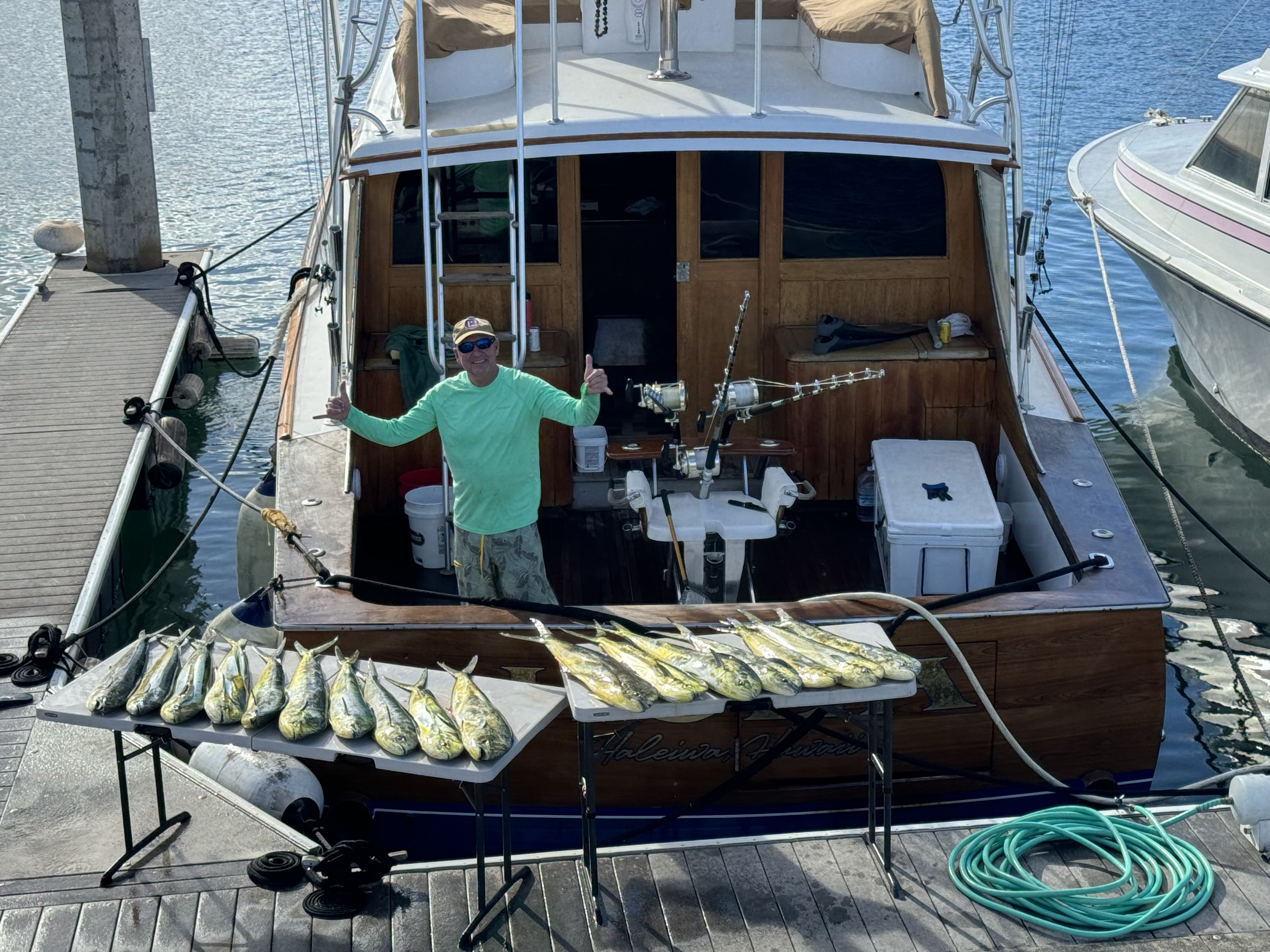 Hula Sportfishing Slideshow Image 5